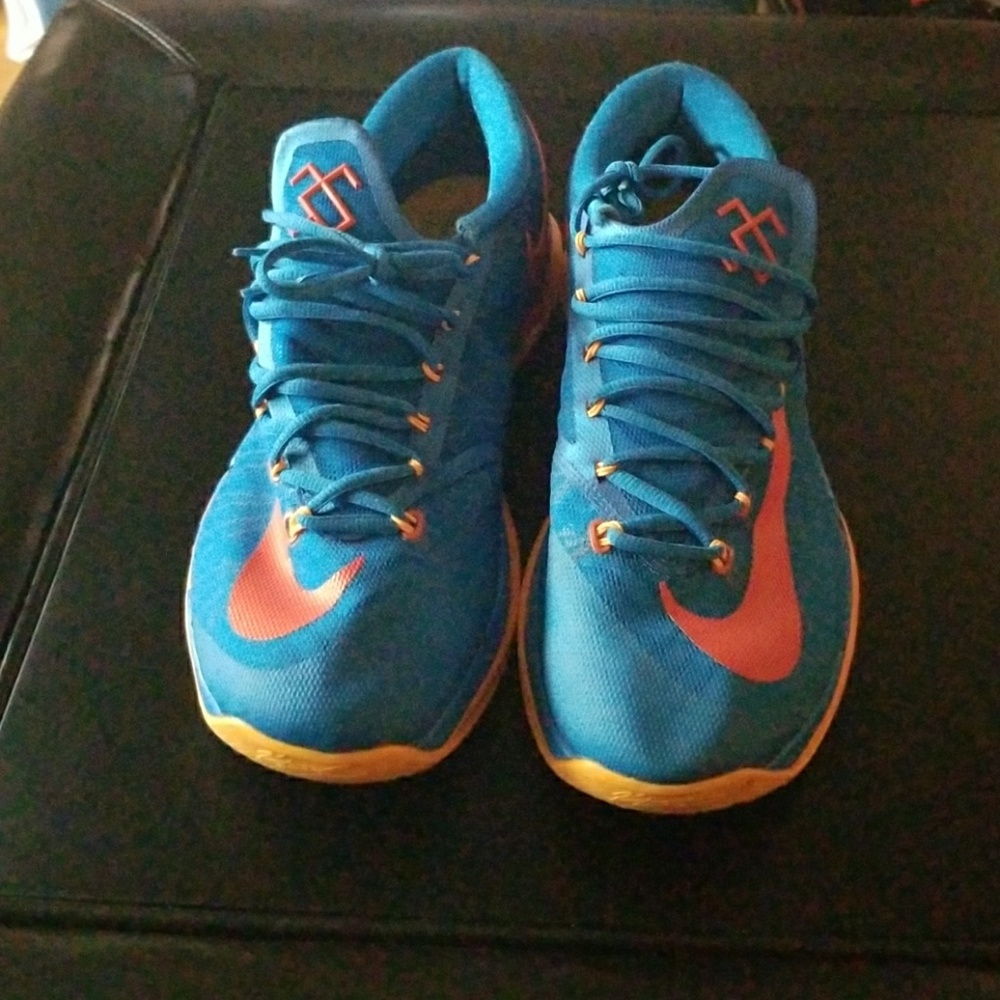 Size 12 Kevin Durant Shoes